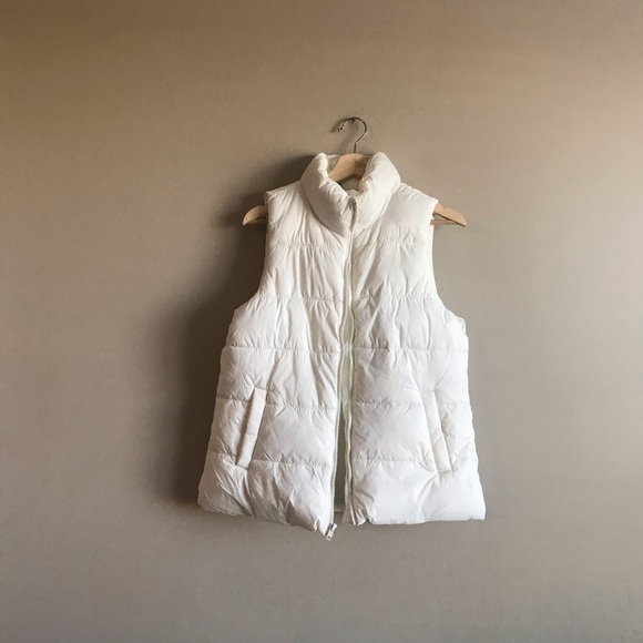 Puffed Vest - Picture 3 of 7